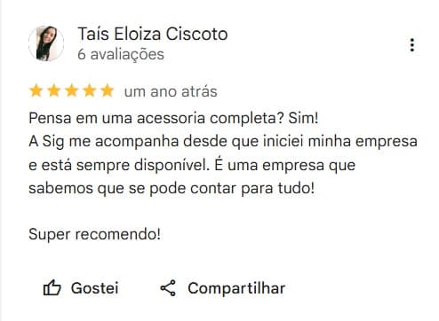 Taís E.